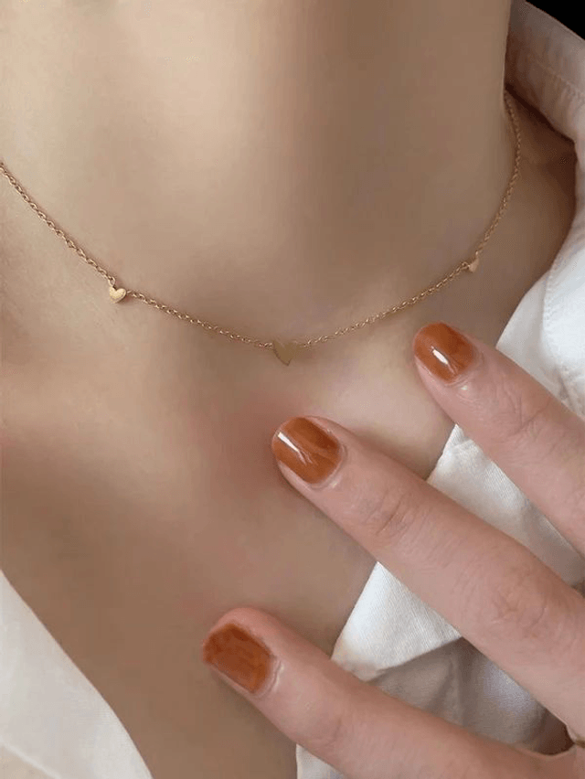 Collier ras cou cœur : couleur or