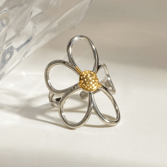 Bague Argentée Fleur Sculptée Bicolore