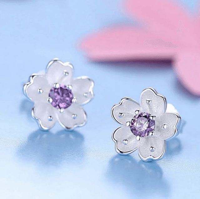 Clous d&#039;oreilles cœur de fleur violète